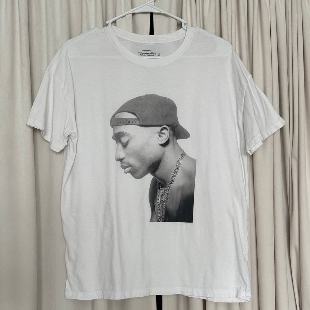 Abercrombie & Fitch White Tee with Black Portrait Graphic